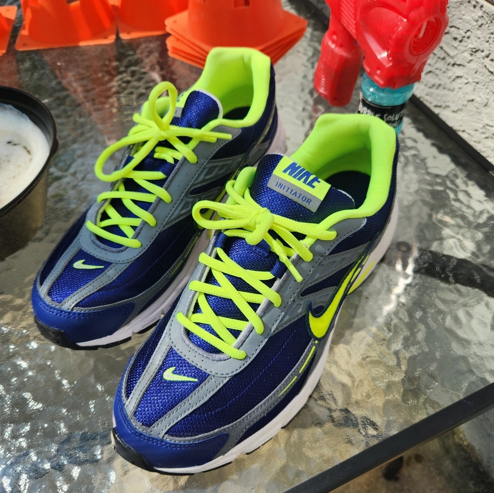 Men's Nike Initiator (GENTLY WORN)